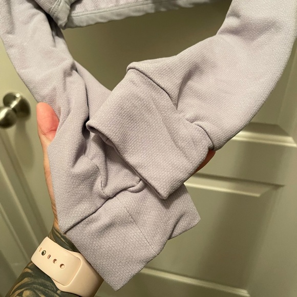 GymShark Cropped Hoodie - Picture 4 of 7